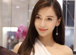 娱乐圈吃瓜杨颖是谁啊,揭秘杨颖的明星之路