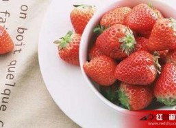 娱乐吃瓜酱草莓视频下载