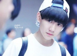 王源娱乐圈吃瓜爆料视频,揭秘明星幕后故事